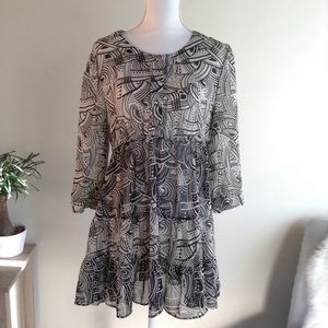 Black and white Abstract Print Chiffon top